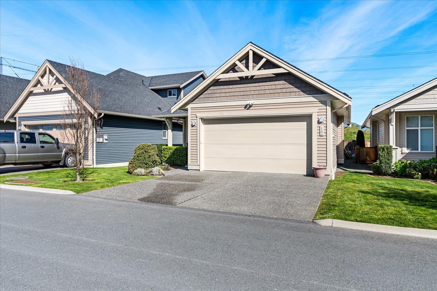 12 6211 CHILLIWACK RIVER ROAD|Sardis South