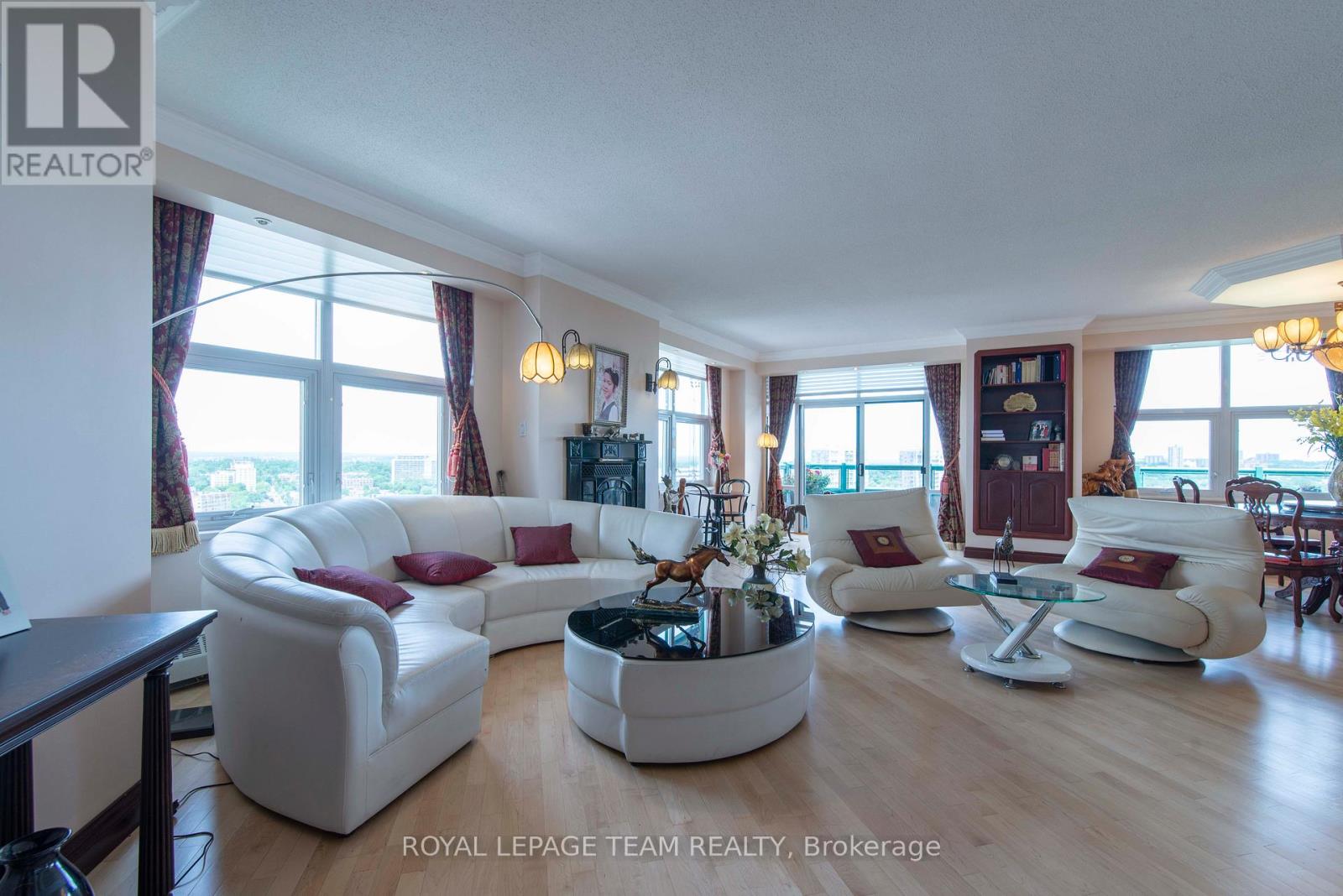 PH1 - 131 WURTEMBURG STREET