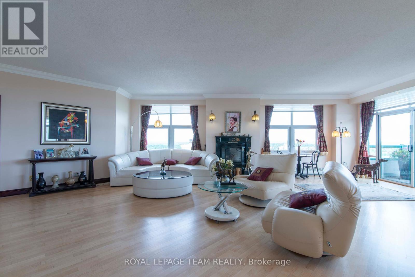 PH1 - 131 WURTEMBURG STREET