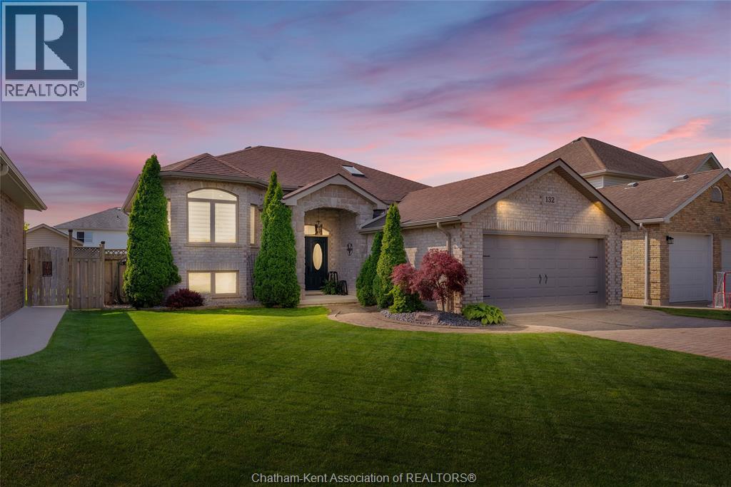 132 Sherwood COURT