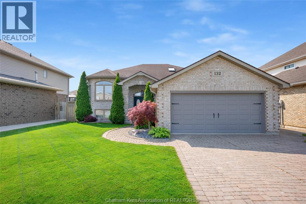 132 Sherwood COURT