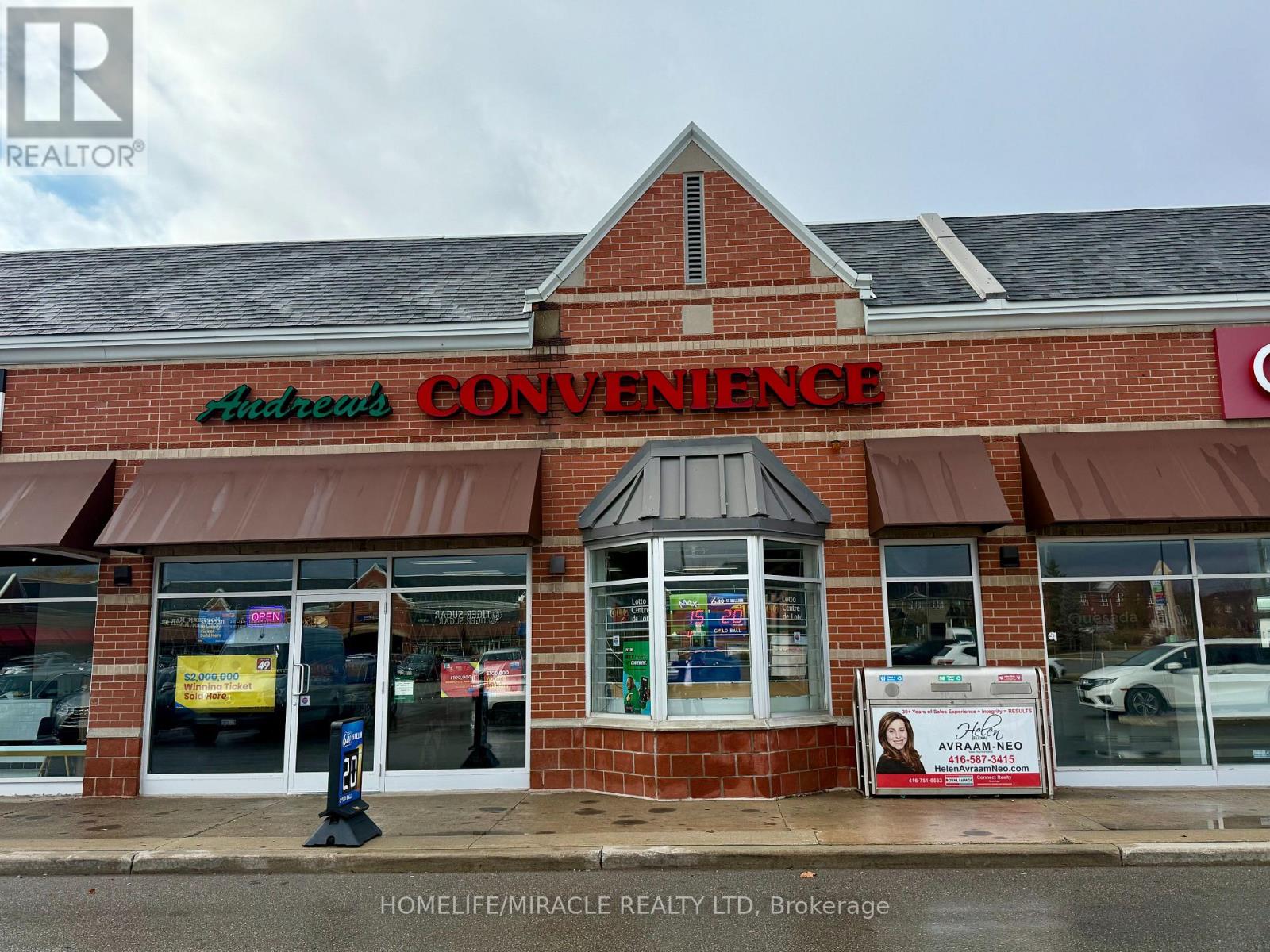 B02 - 15440 BAYVIEW AVENUE