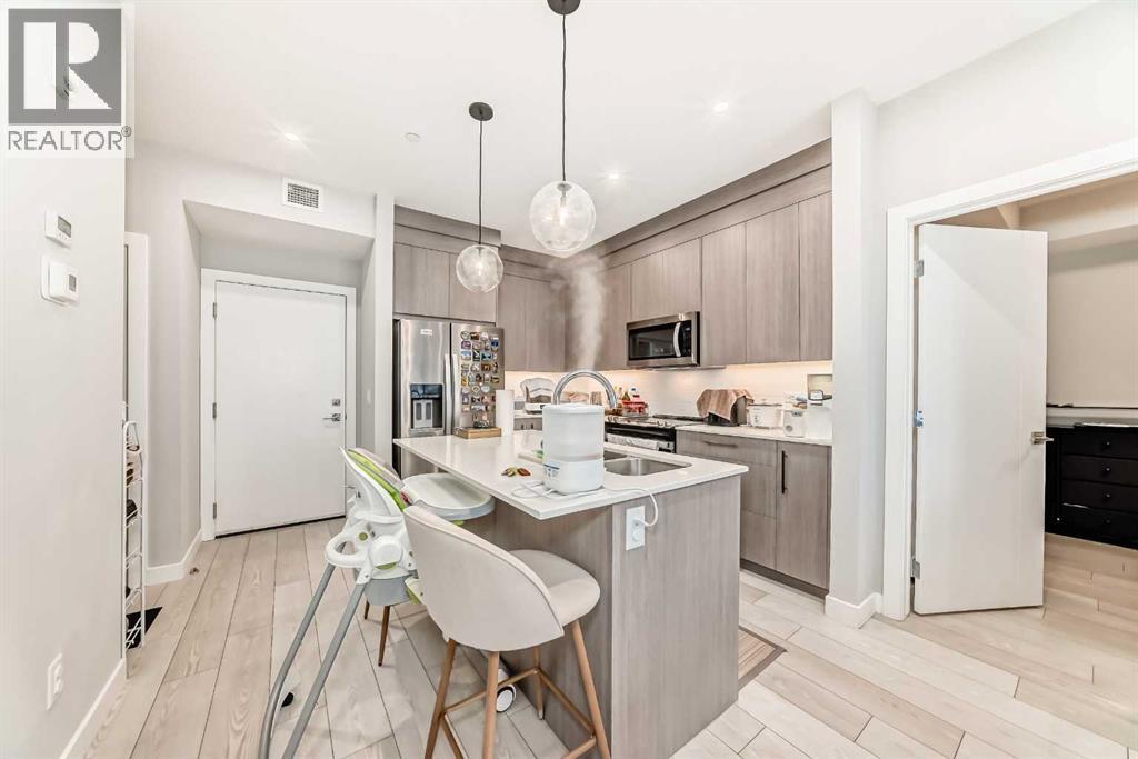 2214, 6 Merganser Drive W