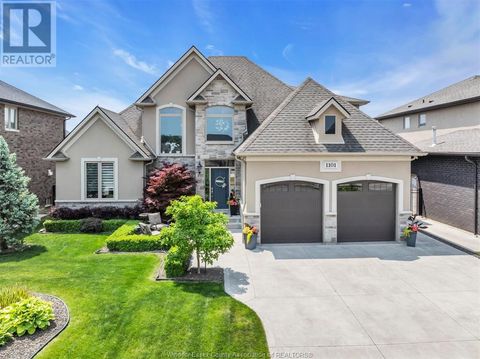 1101 CHARLOTTE CRESCENT Lakeshore ON N8L0X8
