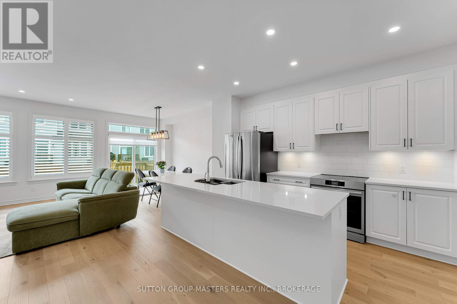 1283 DELANCEY DRIVE