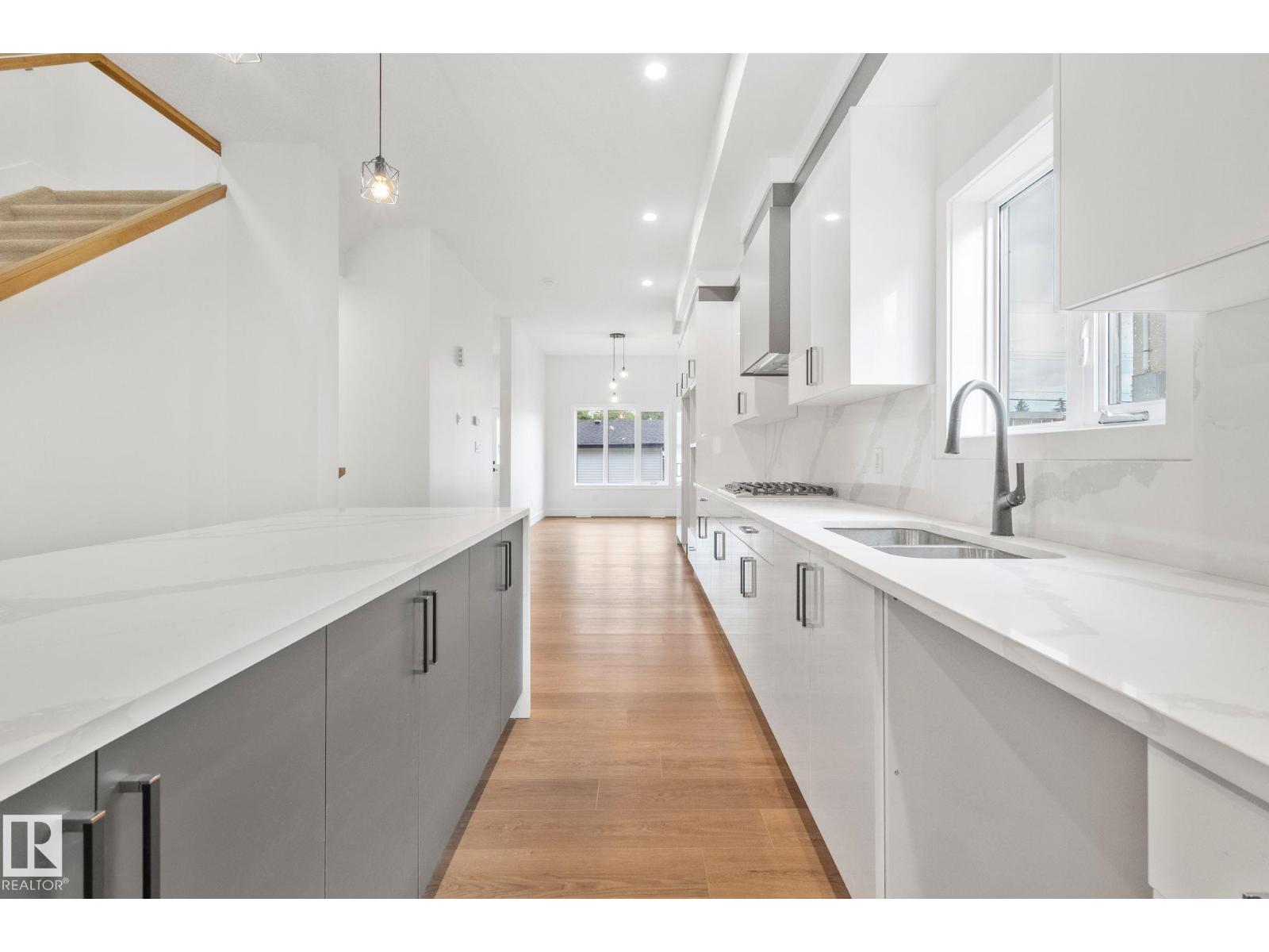 11036 128 ST NW