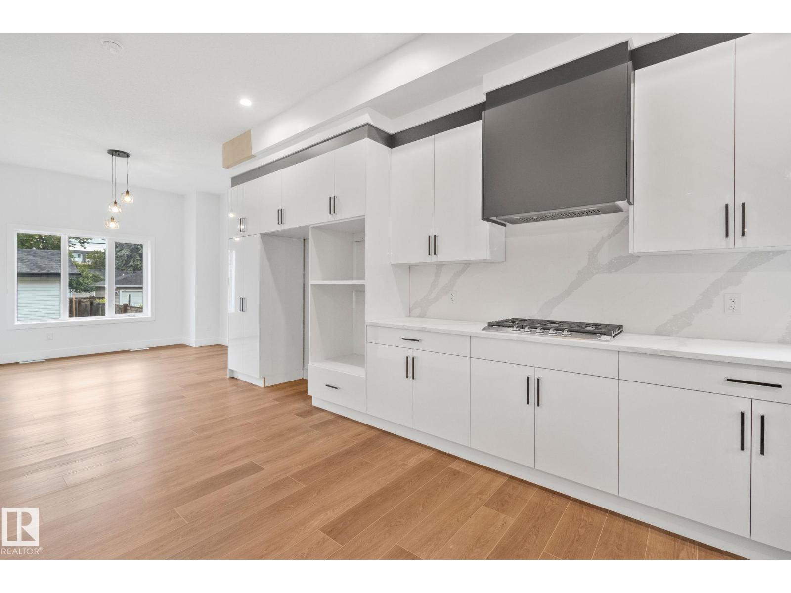 11036 128 ST NW
