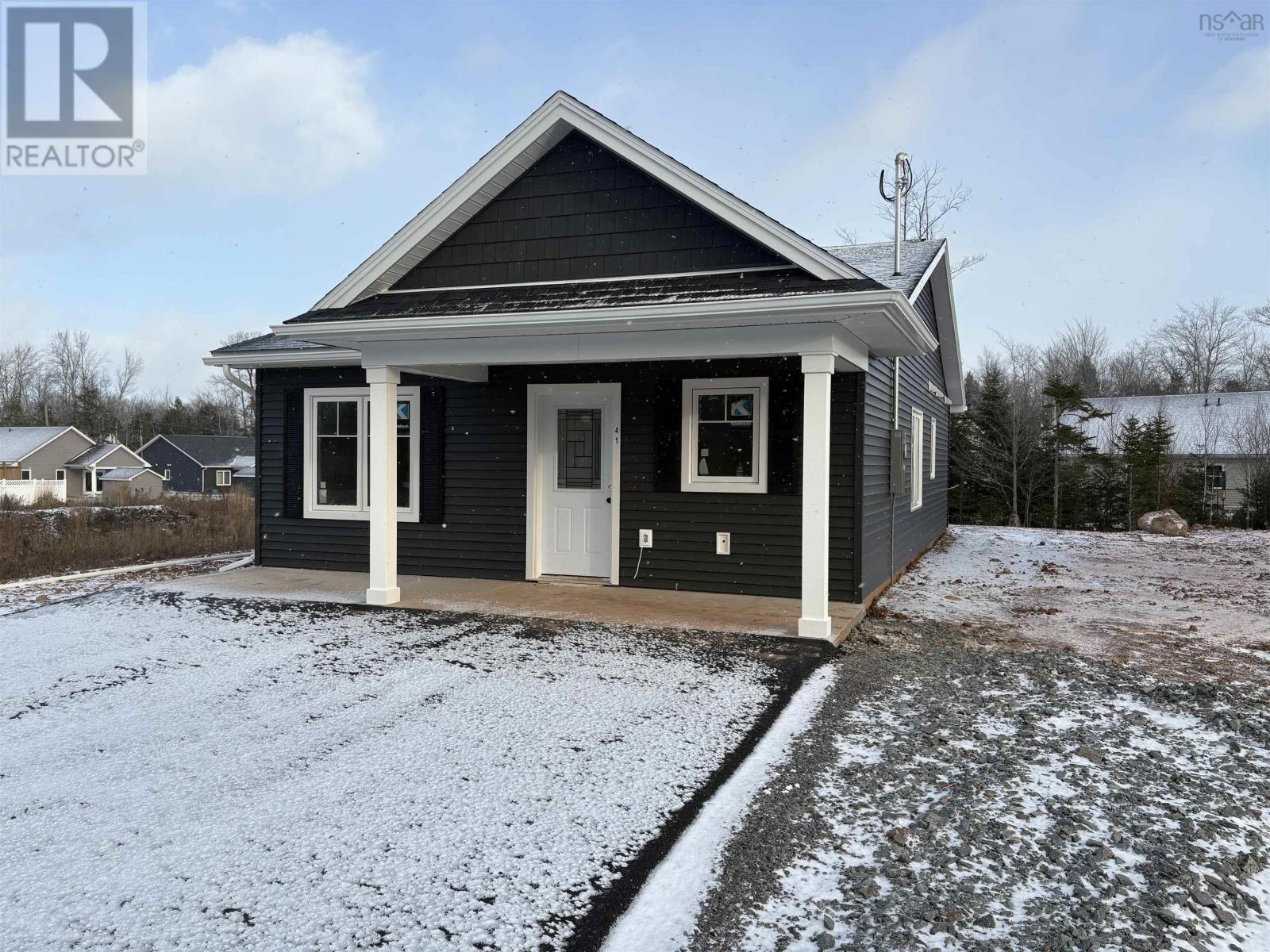 41 Amelia Ave Avenue