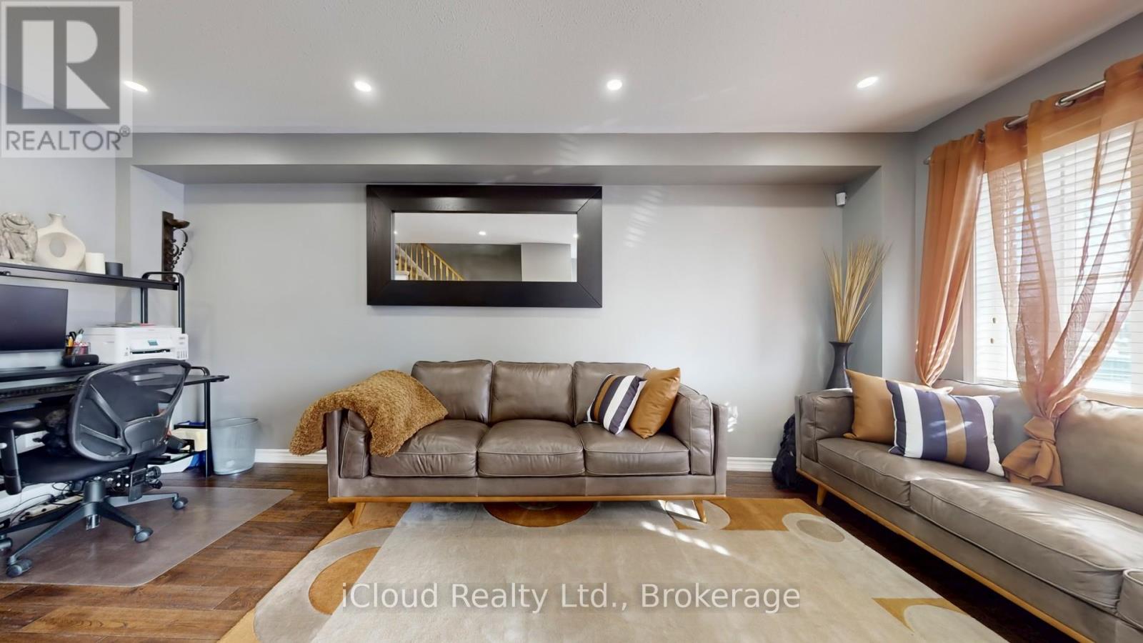 52 TIANALEE CRESCENT