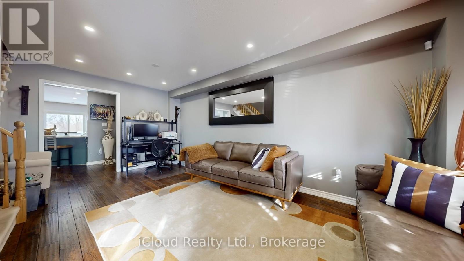 52 TIANALEE CRESCENT