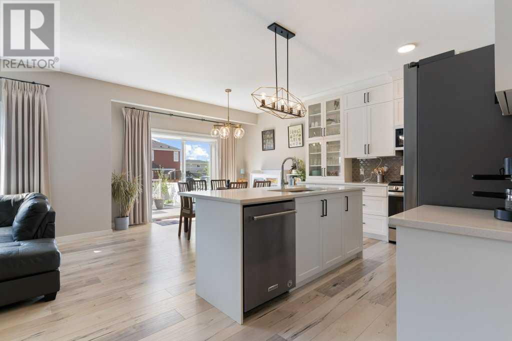 2005 Ravensdun Crescent SE