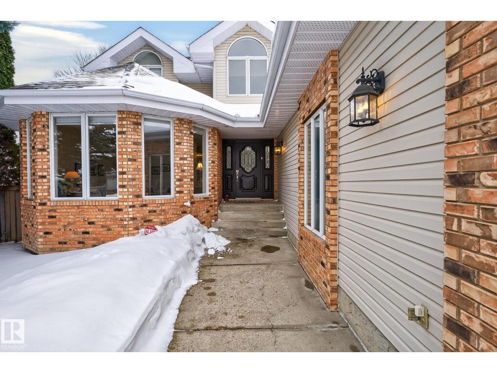 158 WOLF RIDGE PL NW