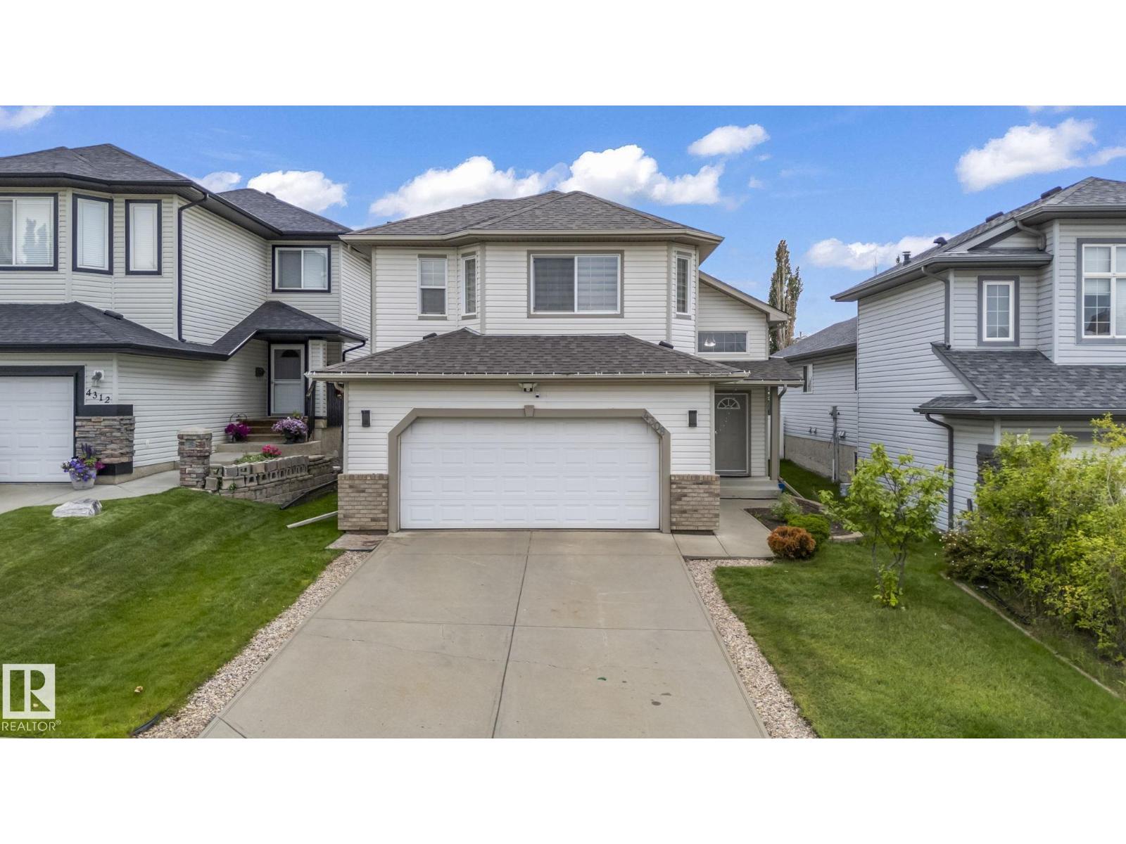 4308 155 AV NW