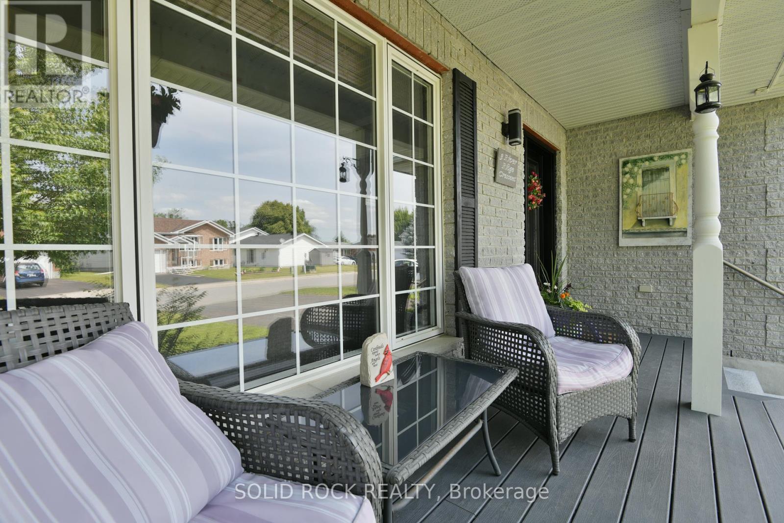 3 RIVER RIDGE CRESCENT