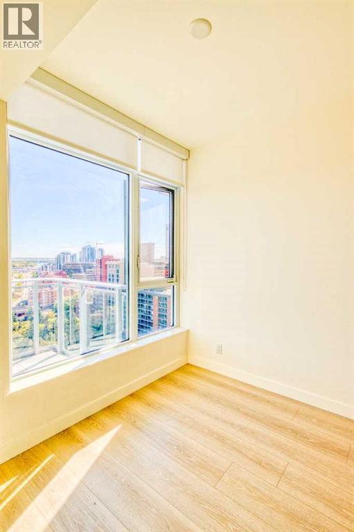 1604, 108 Waterfront Court SW