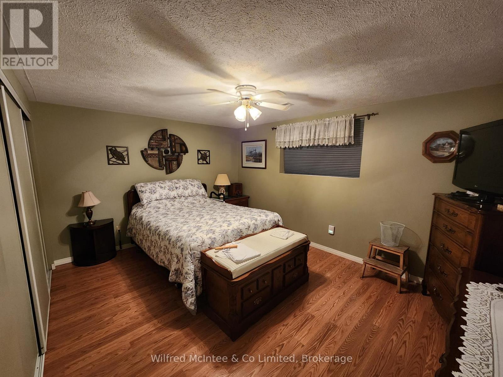 201 - 85 WILLIAM STREET N