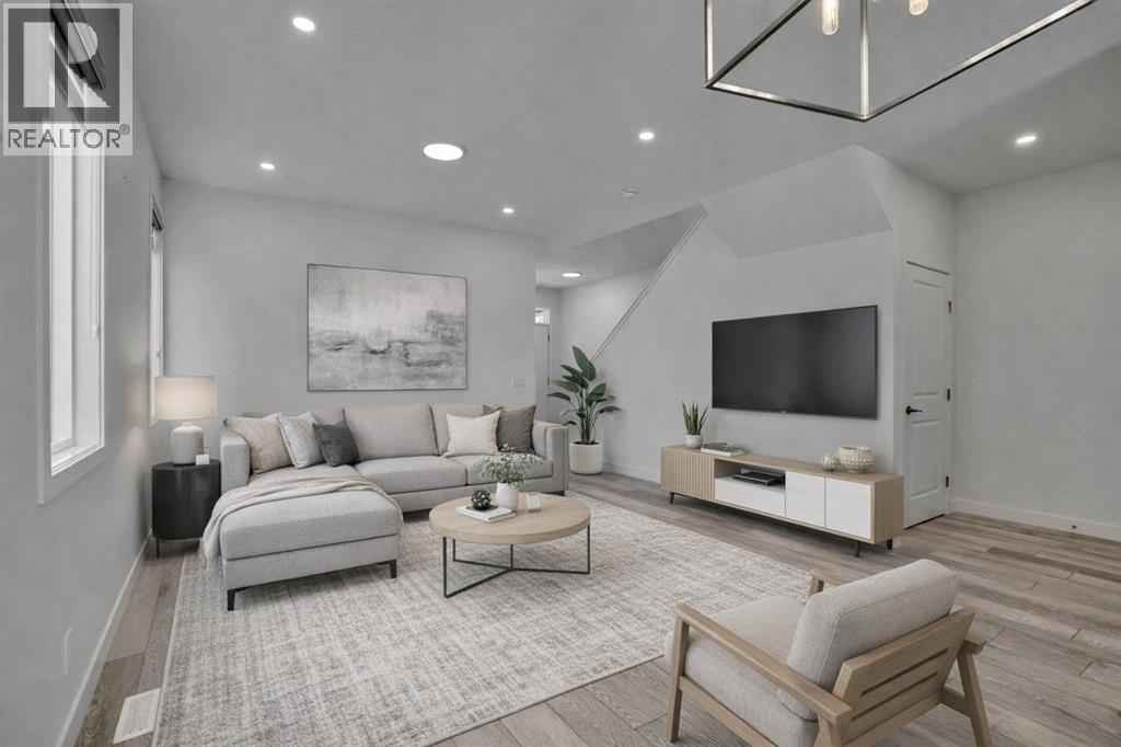 26 Amblehurst Path NW