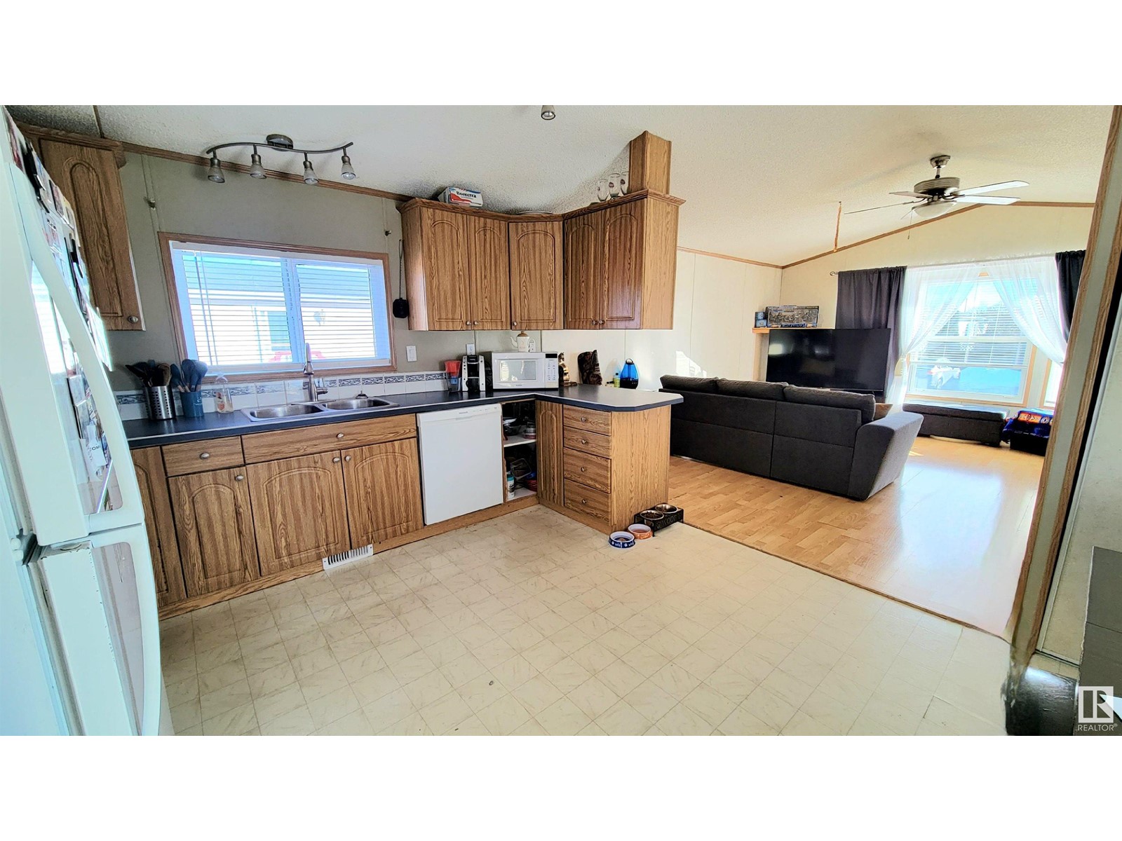 3310 Lakeview RD NW NW