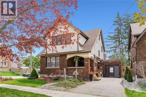 39 BORDEN Avenue N Kitchener ON N2H3H9