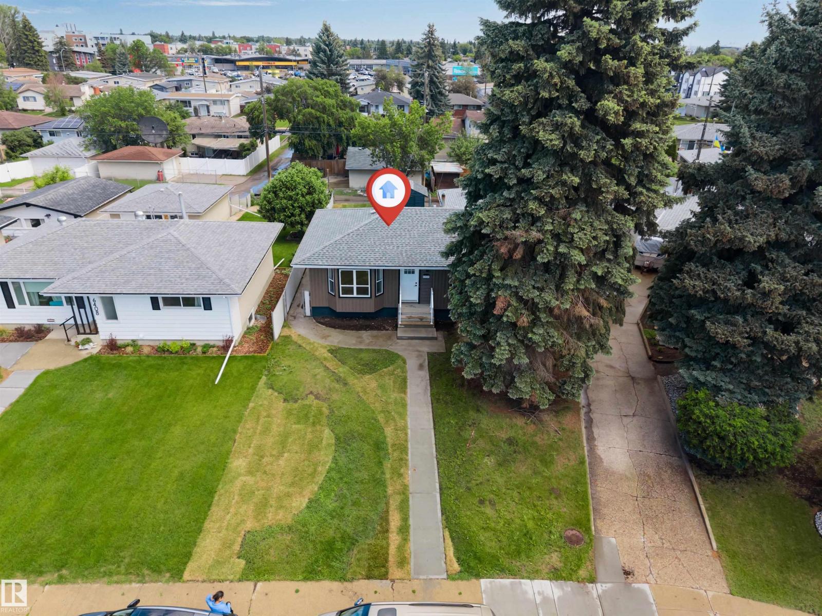 6404 88 AV NW
