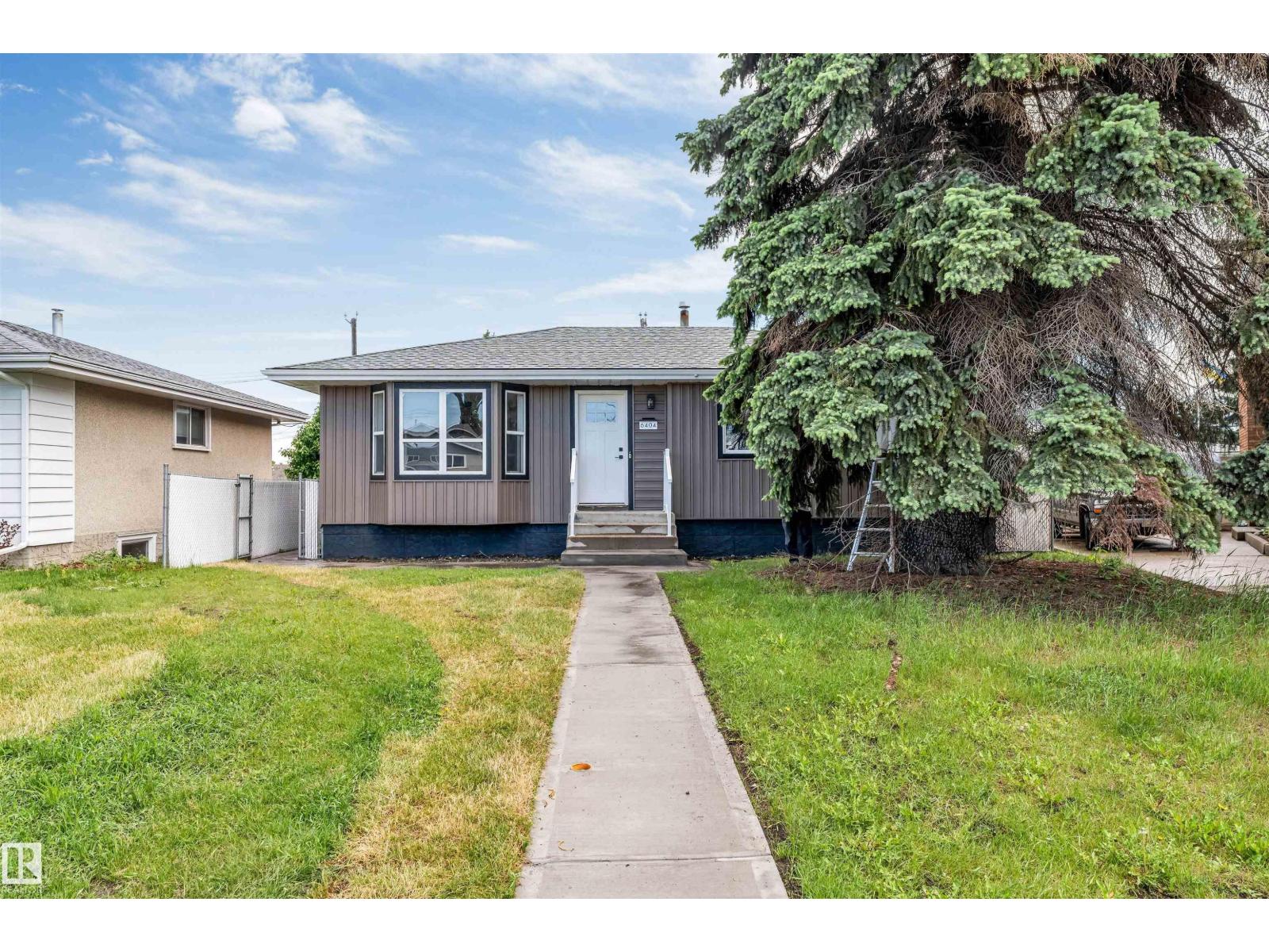 6404 88 AV NW