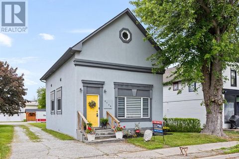 2736 COUNTY RD 42 St. Joachim ON N0R1S0