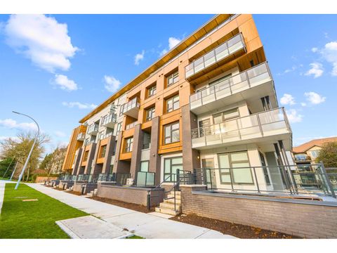 101 15353 17 AVENUE Surrey BC V4A0E2