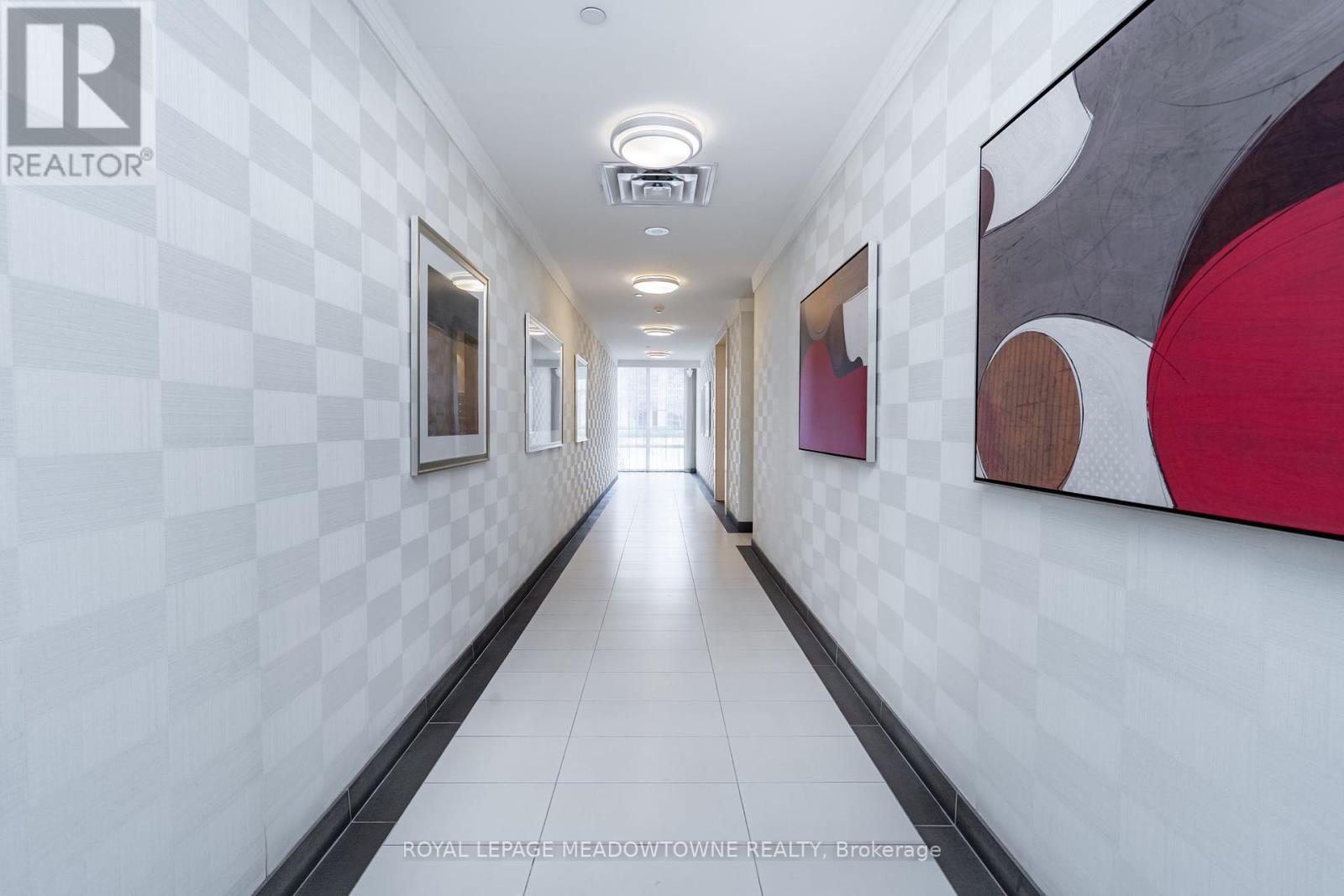 2421 - 2 EVA ROAD W