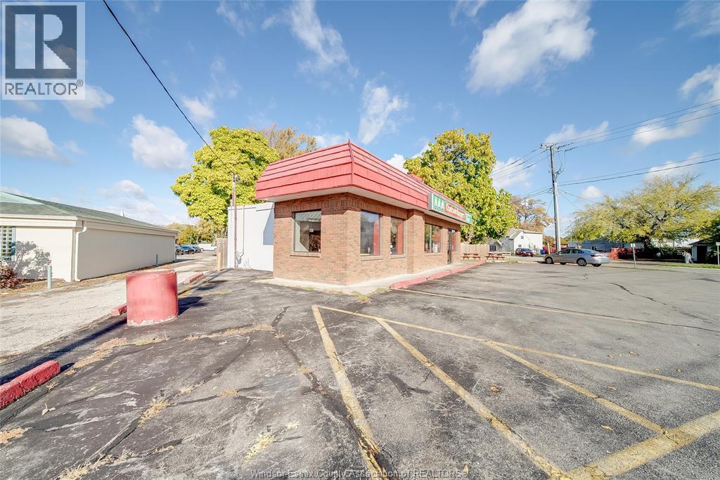 215 GRAND AVENUE West