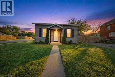 64 RICHARDSON Street Brantford ON N3T1J1