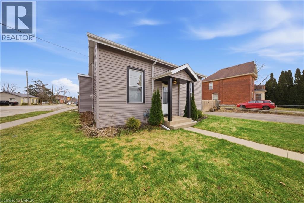 64 RICHARDSON Street