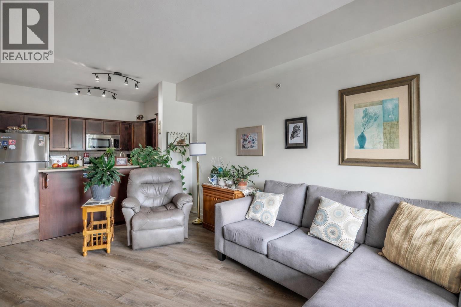 2551 Shoreline Drive Unit# 406