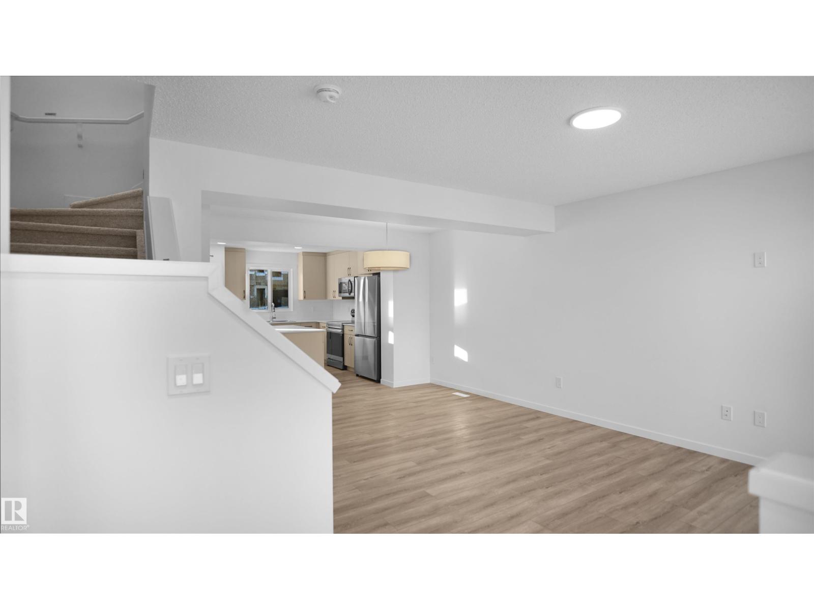 #21 3705 141 ST SW