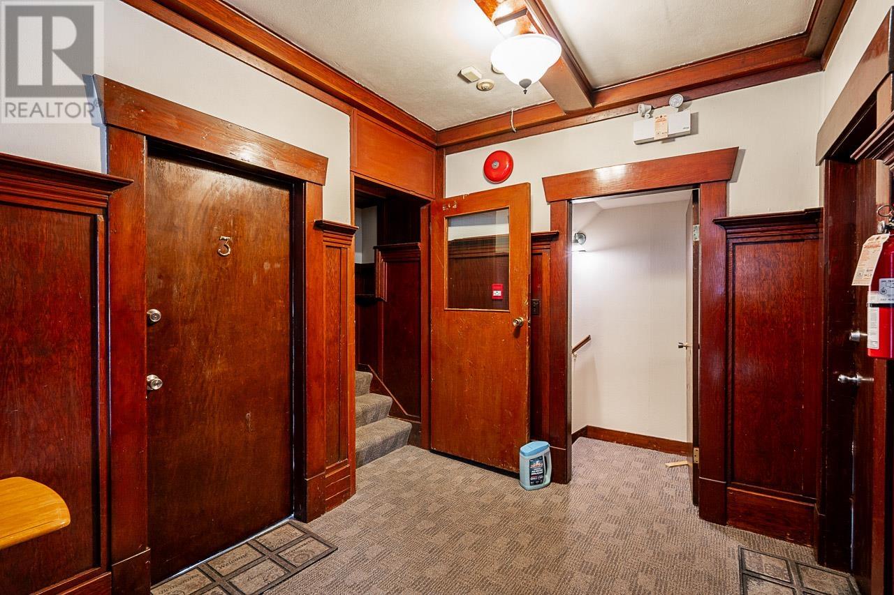 5634 MARINE DRIVE