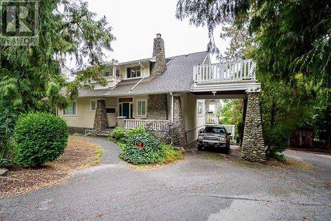 5634 MARINE DRIVE Burnaby BC V5J3G8
