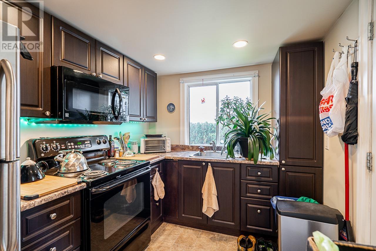 5634 MARINE DRIVE