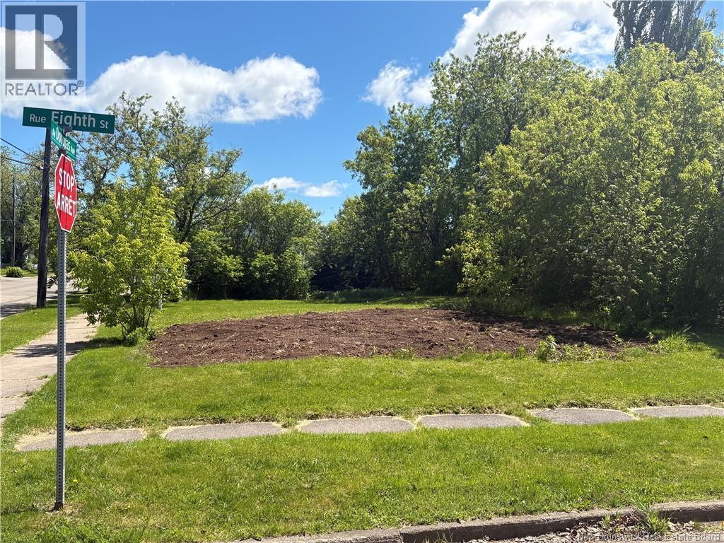 Photo 1 of 6 — 38 Douglas Avenue, Moncton, NB E1E2E6