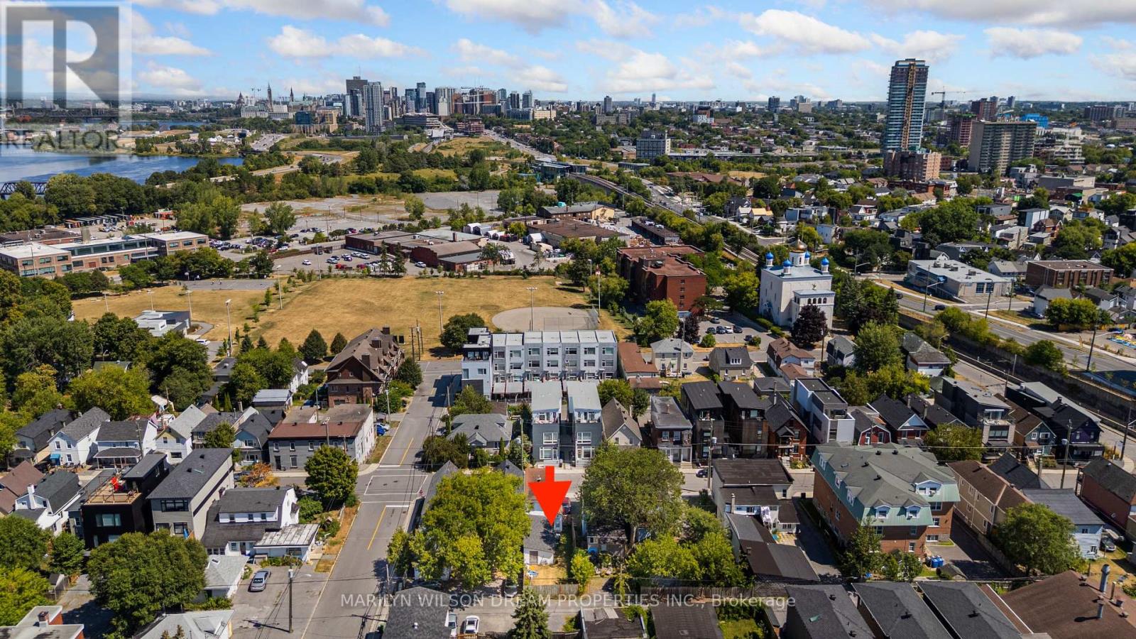 104 CARRUTHERS AVENUE