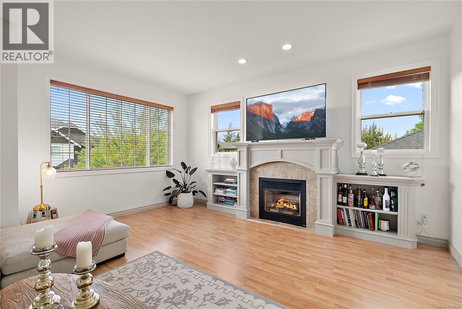 1260 Rockhampton Close
