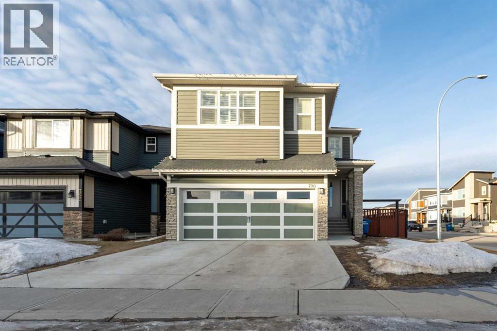 796 MIDTOWN Drive SW