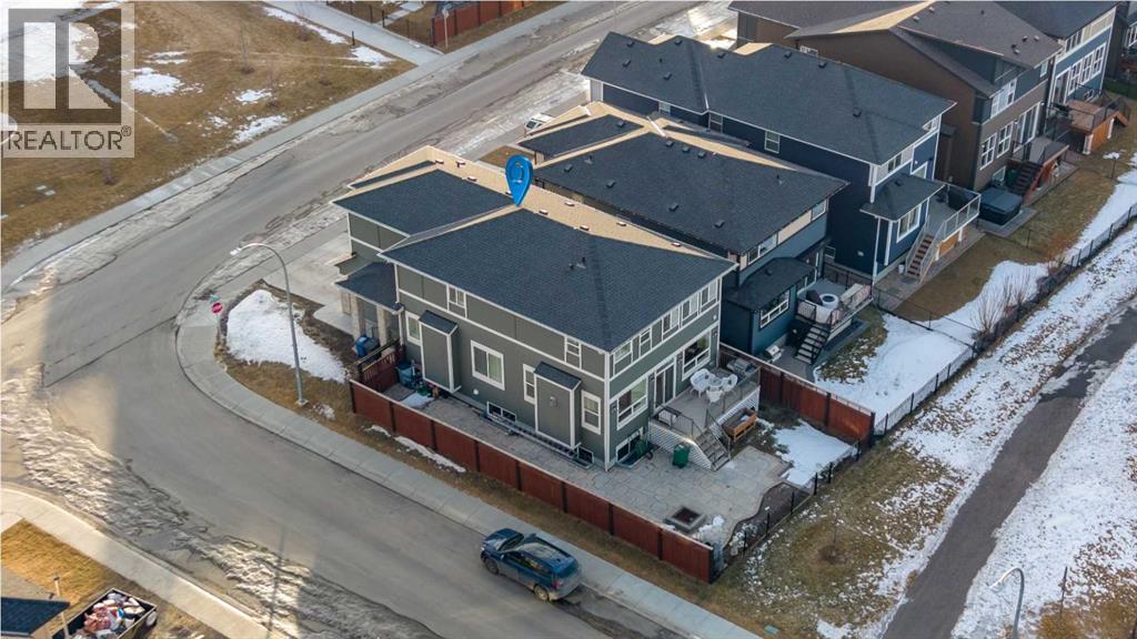 796 MIDTOWN Drive SW