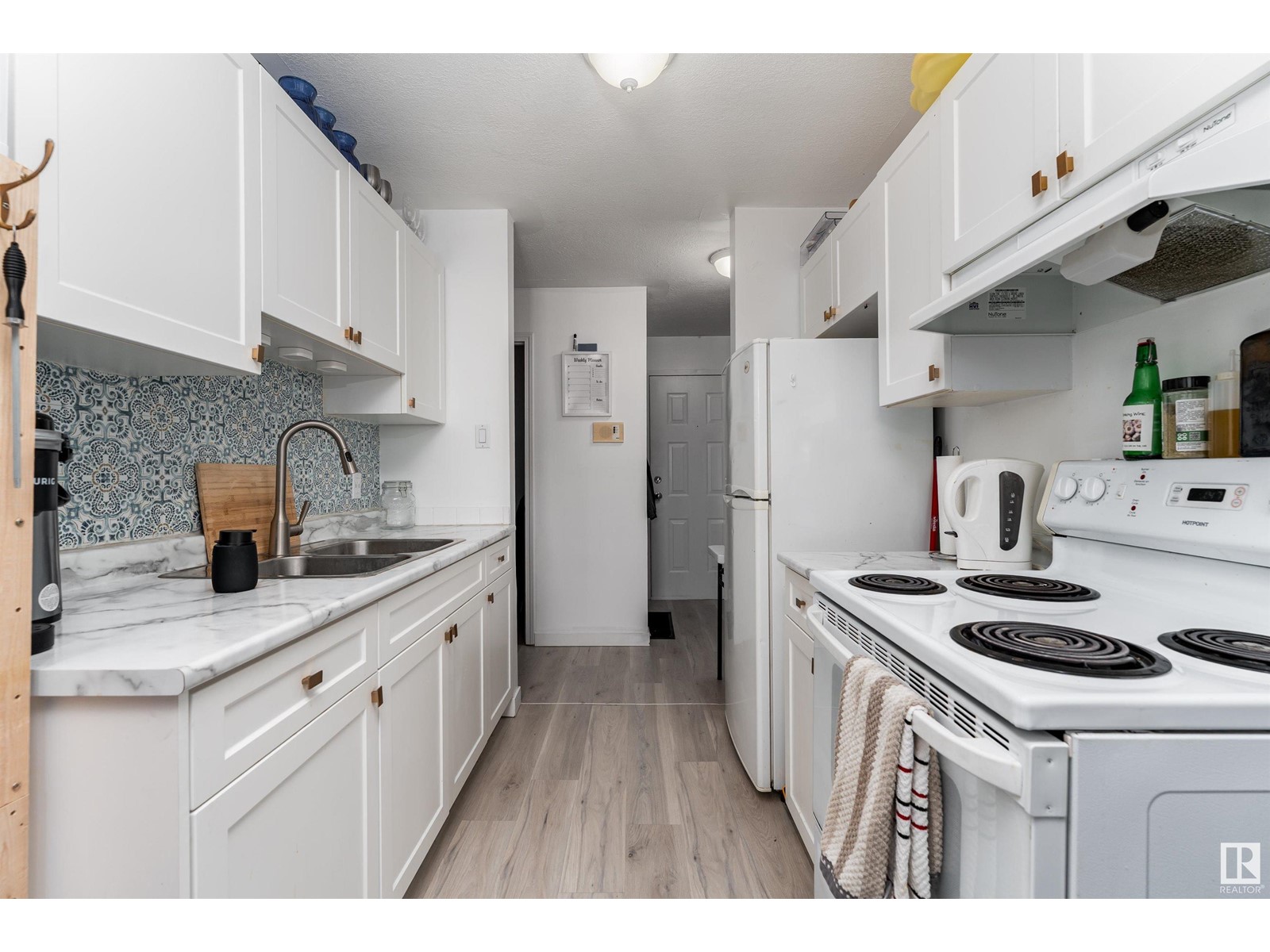 #203 8930 149 ST NW