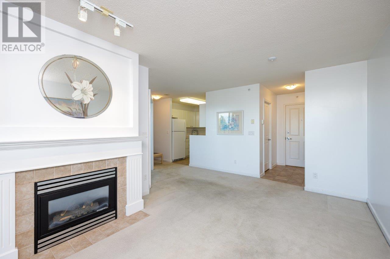 806 6611 SOUTHOAKS CRESCENT