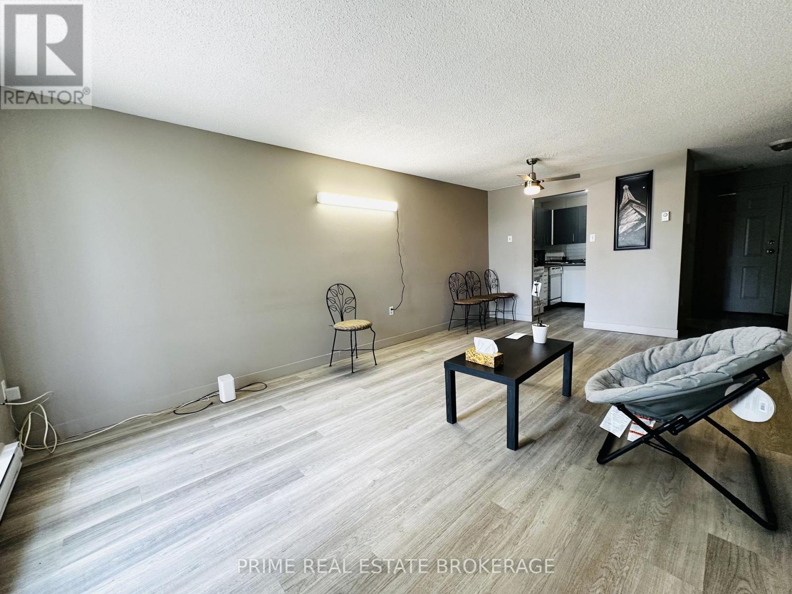 204 - 626 FIRST STREET