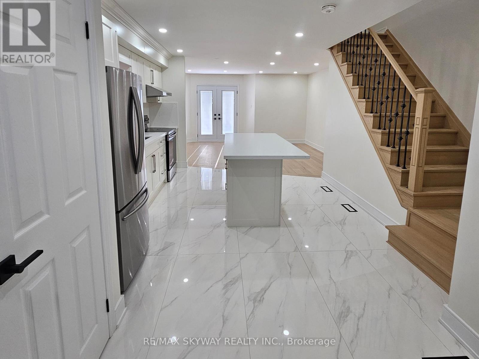 5524 CORTINA CRESCENT