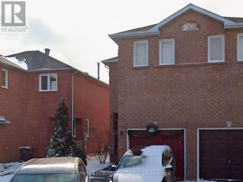 5524 CORTINA CRESCENT Mississauga (Hurontario) ON L4Z3R1