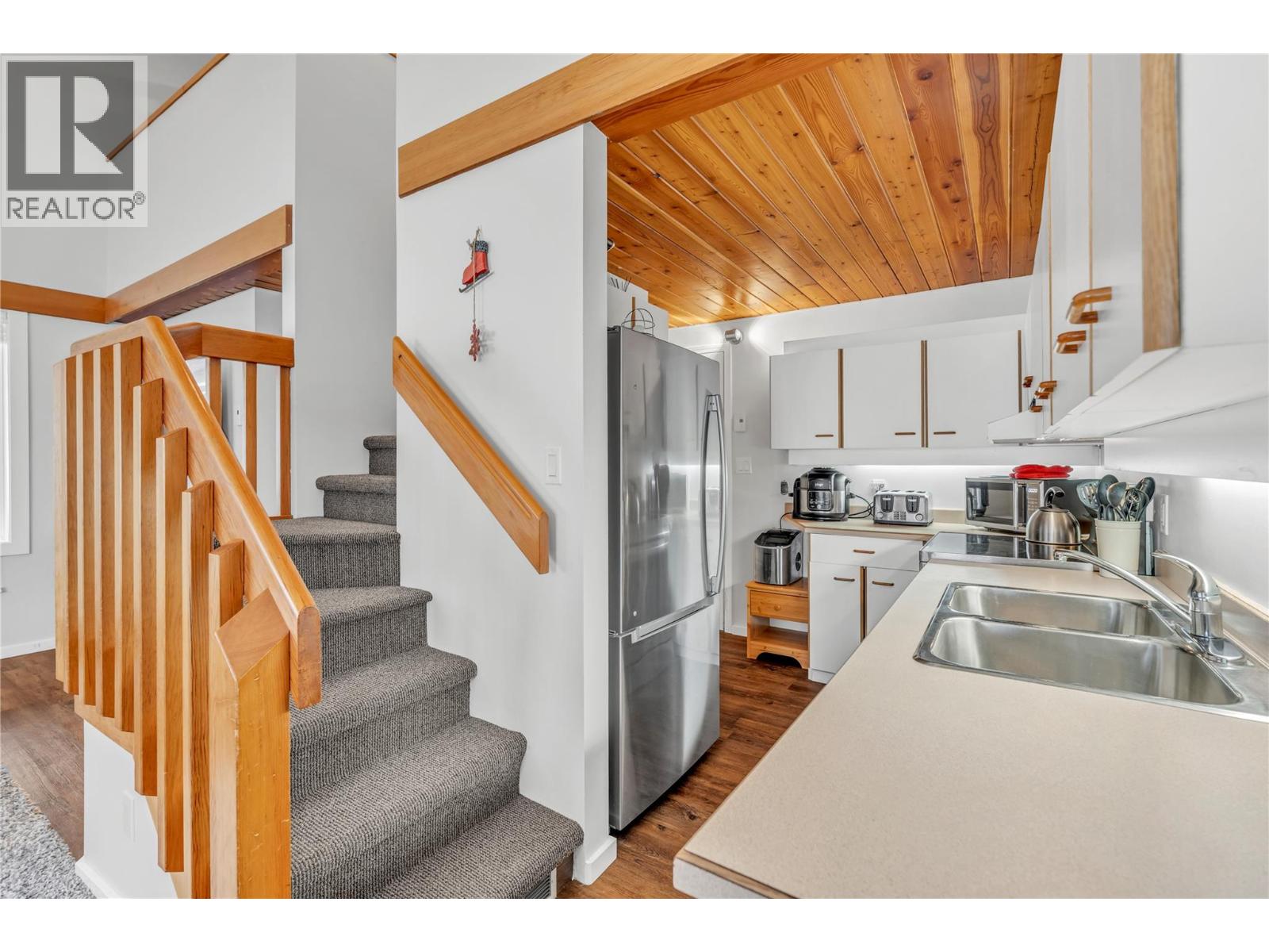 156 Clearview Crescent Unit# 101