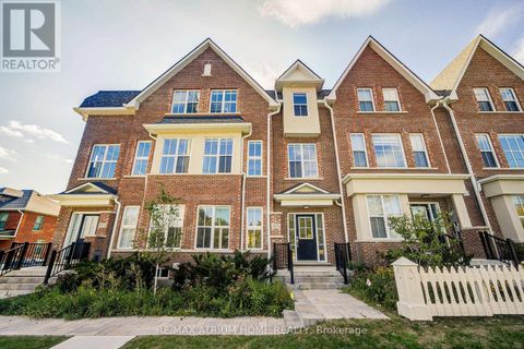 9076 WOODBINE AVE Markham (Buttonville) ON L3R0J8