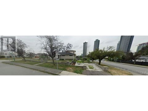 4606 MIDLAWN DRIVE Burnaby BC V5C3P6