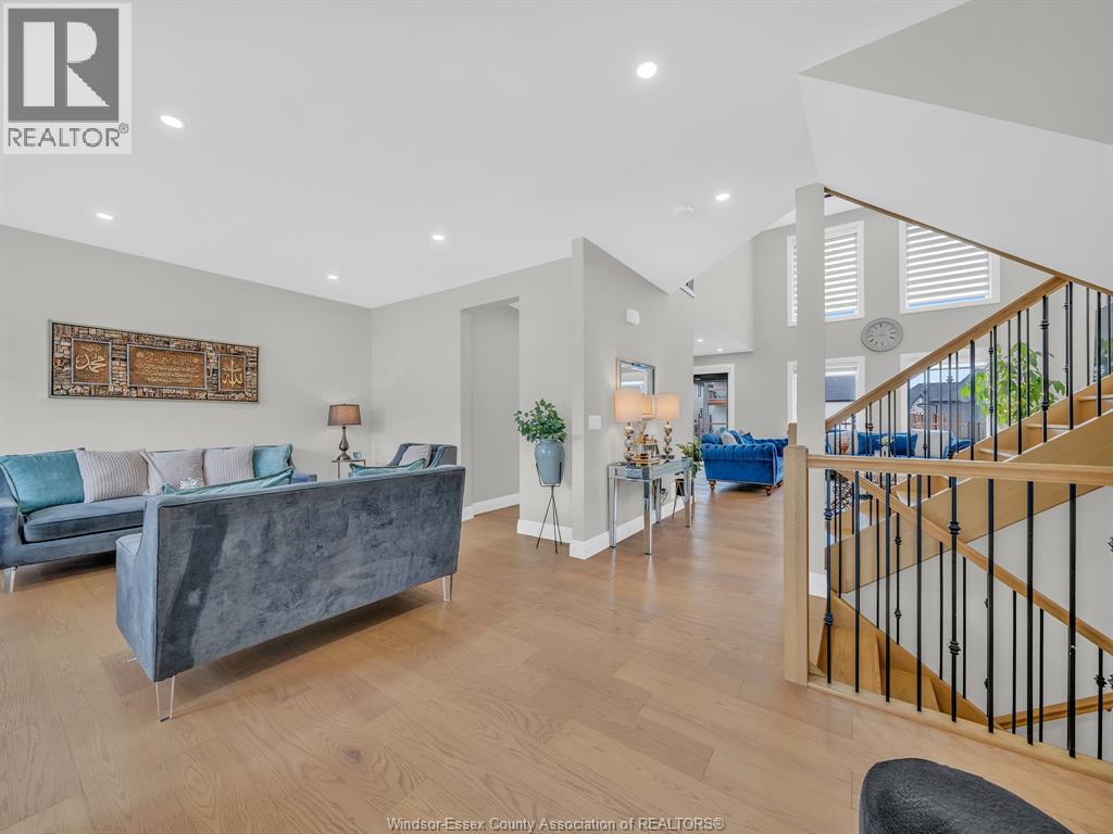 192 WHELAN DRIVE